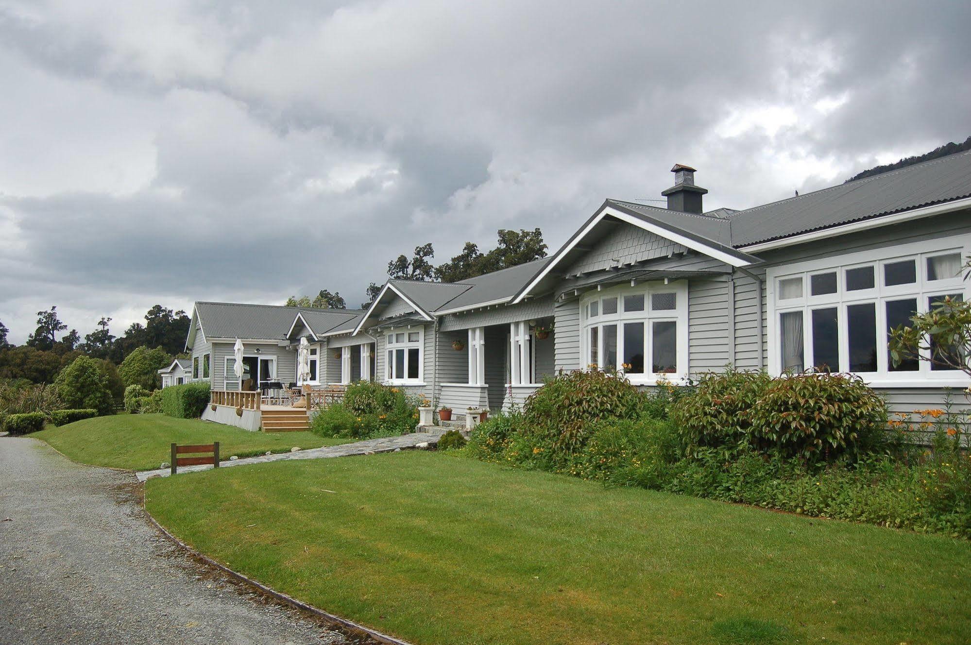 Lake Brunner Eco Lodge Moana Exterior photo